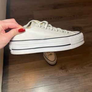 White low top converse